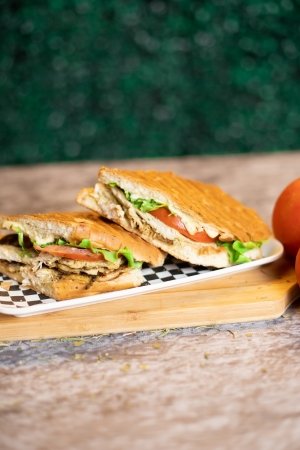 SANDWICH DE POLLO